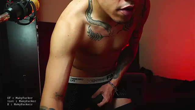 AlphaMasterXxx online show from January 9, 2026, 5:43 am