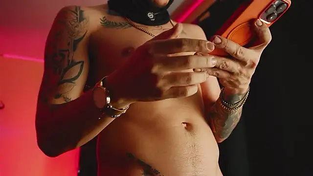 AlphaMasterXxx online show from March 30, 2026, 5:41 am