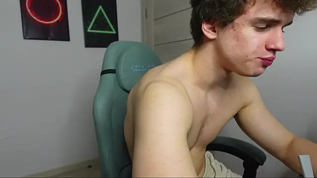 Ricky Becko online show from October 6, 2025, 1:41 pm