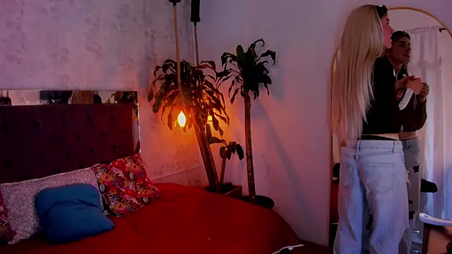 Snapshot of mysterius_boy chatting on January 15, 2026, 9:40 pm mysterius boy online show from January 15, 2026, 9:40 pm