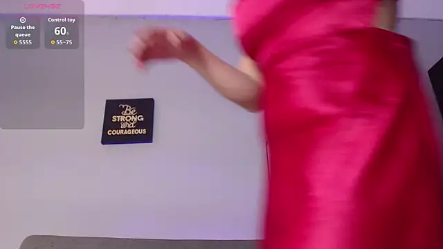 elizabethboltXXX online show from November 5, 2025, 7:47 pm