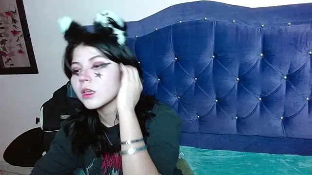 Ginebra Sensual online show from October 18, 2025, 1:01 pm