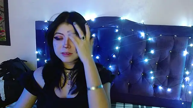 Ginebra Sensual online show from November 4, 2025, 12:37 pm