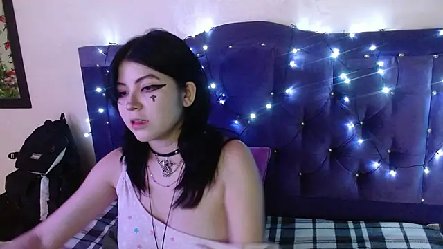 Ginebra Sensual online show from November 10, 2025, 12:26 pm