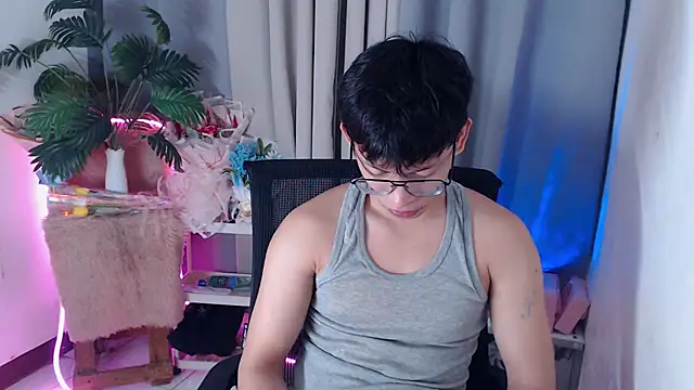 pinkcock froi2305 online show from March 7, 2026, 5:26 am