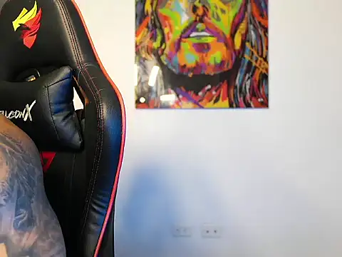 logan hugh8 online show from September 23, 2025, 3:53 am