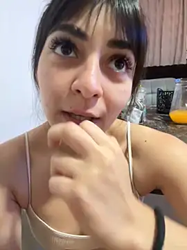 Snapshot of julichikita chatting on October 8, 2025, 6:22 am julichikita online show from October 8, 2025, 6:22 am