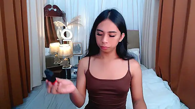 scarlet smith7 online show from April 19, 2026, 1:27 am