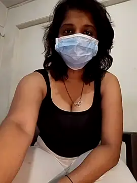 Snapshot of Love_Foreverr12 chatting on November 9, 2025, 11:08 am Love Foreverr12 online show from November 9, 2025, 11:08 am