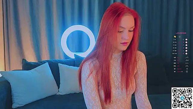 Snapshot of GildedKitten chatting on October 16, 2025, 5:47 pm GildedKitten online show from October 16, 2025, 5:47 pm