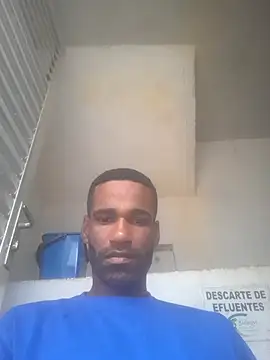 negrobrazil92 online show from November 14, 2025, 11:31 am
