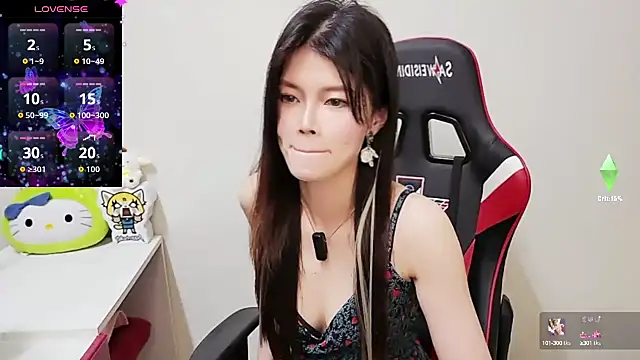 Alina10932 online show from October 7, 2025, 7:38 am