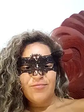 RaphinhaSanches online show from November 30, 2025, 10:52 am