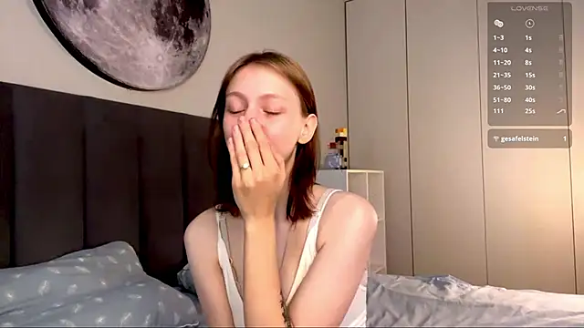 EllieDream online show from September 16, 2025, 7:09 am