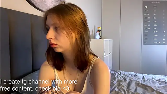 EllieDream online show from October 10, 2025, 8:02 am