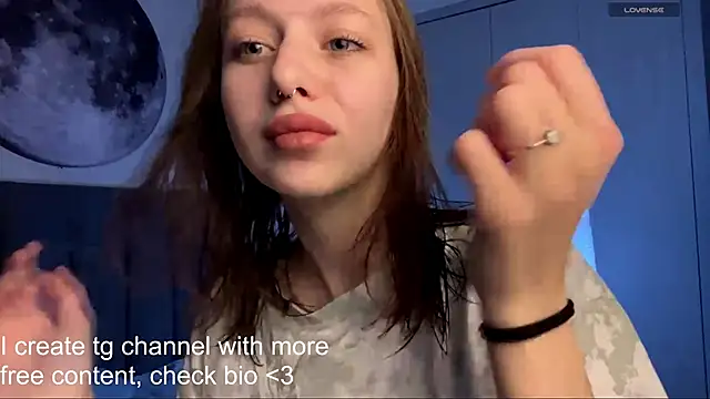 EllieDream online show from November 1, 2025, 7:21 am