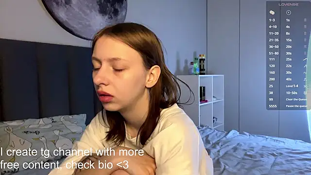 EllieDream online show from November 2, 2025, 7:11 am