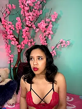 Esmeraldagh  online show from October 10, 2025, 10:14 am