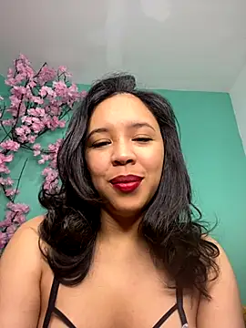 Esmeraldagh  online show from November 10, 2025, 9:41 am