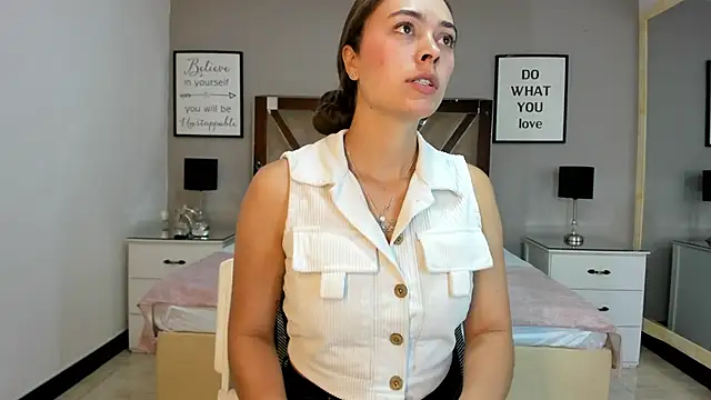 cellestehot online show from March 19, 2026, 1:04 pm