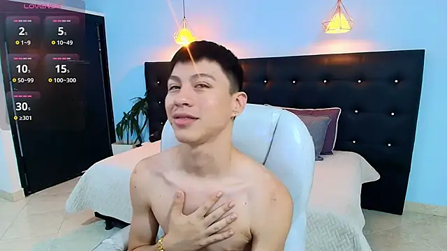 Abraham horny18 online show from September 10, 2025, 8:09 pm