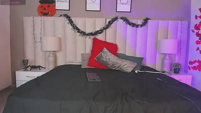 college muscle ass1 online show from October 24, 2025, 2:41 am