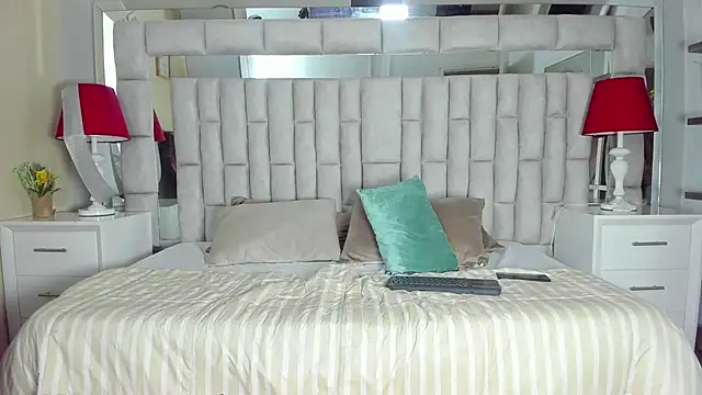 college muscle ass1 online show from October 28, 2025, 12:41 pm