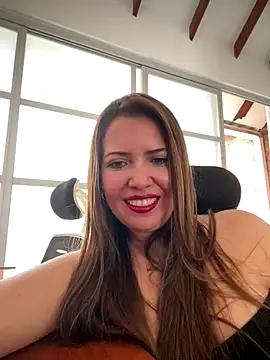 becca scotts online show from November 9, 2025, 2:26 pm