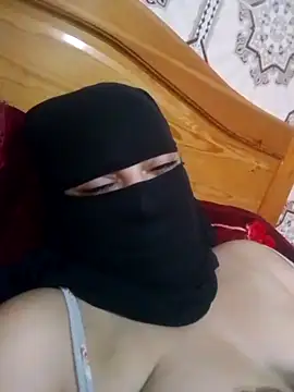 Snapshot of Forla-40 chatting on November 6, 2025, 10:27 am Forla-40 online show from November 6, 2025, 10:27 am