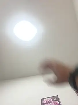 Samantha 2190 online show from February 14, 2026, 3:47 am