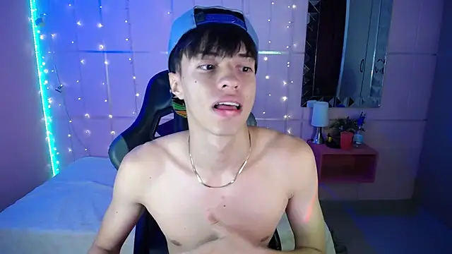 Justin gray  online show from September 29, 2025, 8:35 pm