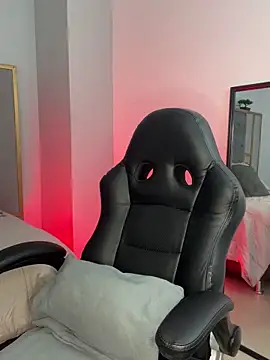 Esmeralda CO online show from December 21, 2025, 1:18 pm