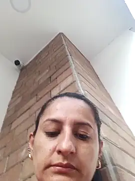 Titiss8921 online show from September 15, 2025, 11:21 am