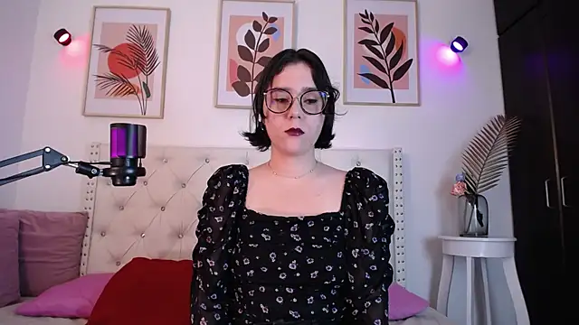 Snapshot of barbyehot chatting on November 21, 2025, 11:14 pm barbyehot online show from November 21, 2025, 11:14 pm