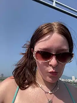 Snapshot of cherryrosealiee chatting on February 21, 2026, 7:20 am cherryrosealiee online show from February 21, 2026, 7:20 am