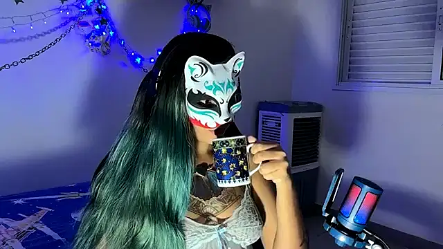 bluesubmissive online show from April 8, 2026, 2:00 am