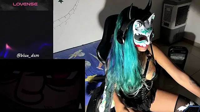 bluesubmissive online show from July 15, 2026, 3:45 am