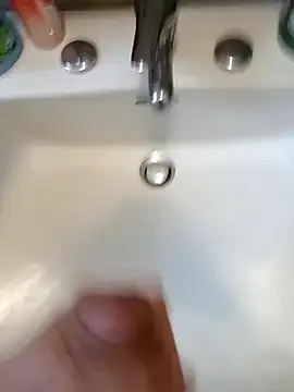 Empi19cm online show from October 8, 2025, 4:48 pm