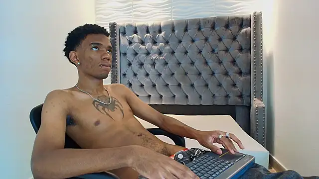 Snapshot of nero_reyd chatting on June 12, 2026, 7:13 pm nero reyd online show from June 12, 2026, 7:13 pm