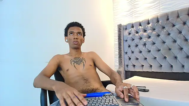 Snapshot of nero_reyd chatting on July 9, 2026, 7:18 pm nero reyd online show from July 9, 2026, 7:18 pm