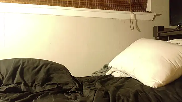 Snapshot of Dallasbest214 chatting on November 11, 2025, 8:36 am Dallasbest214 online show from November 11, 2025, 8:36 am