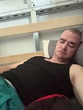 Snapshot of Dallasbest214 chatting on February 25, 2026, 8:29 pm Dallasbest214 online show from February 25, 2026, 8:29 pm