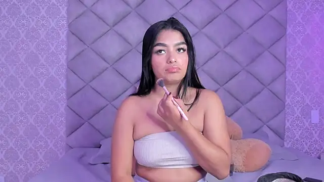 kylerose07 online show from November 5, 2025, 1:11 pm