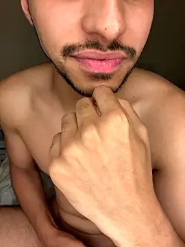 Snapshot of ravisex2 chatting on October 7, 2025, 3:47 am ravisex2 online show from October 7, 2025, 3:47 am