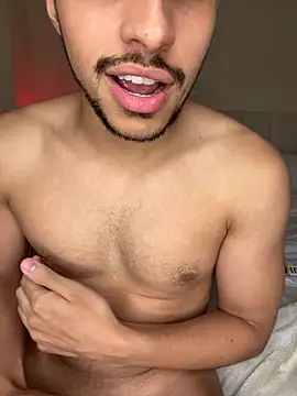 Snapshot of ravisex2 chatting on October 12, 2025, 5:17 am ravisex2 online show from October 12, 2025, 5:17 am