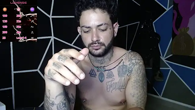 nicolastorres99 online show from November 20, 2025, 12:16 pm