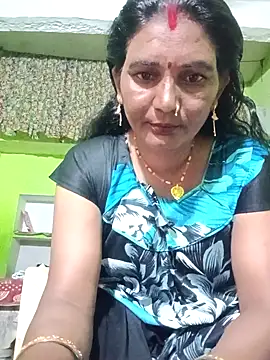 Snapshot of ZIVAA chatting on September 18, 2025, 10:17 am ZIVAA online show from September 18, 2025, 10:17 am