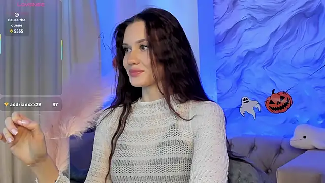 Aria Mila online show from October 23, 2025, 11:31 am