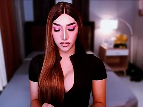 MystiqueQueen online show from March 25, 2026, 7:14 am