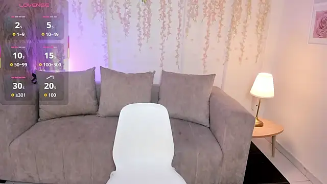 Natti london online show from December 17, 2025, 5:35 am